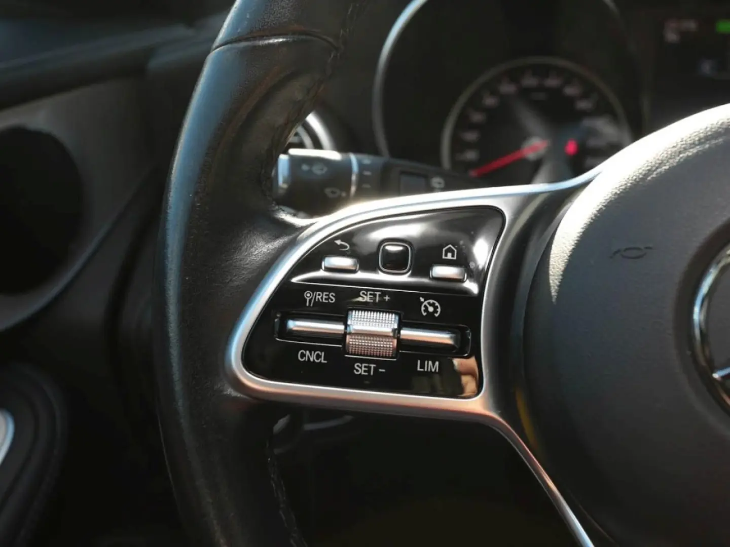 GLC 200 4M AMG Standhzg Panorama Kamera EasyP