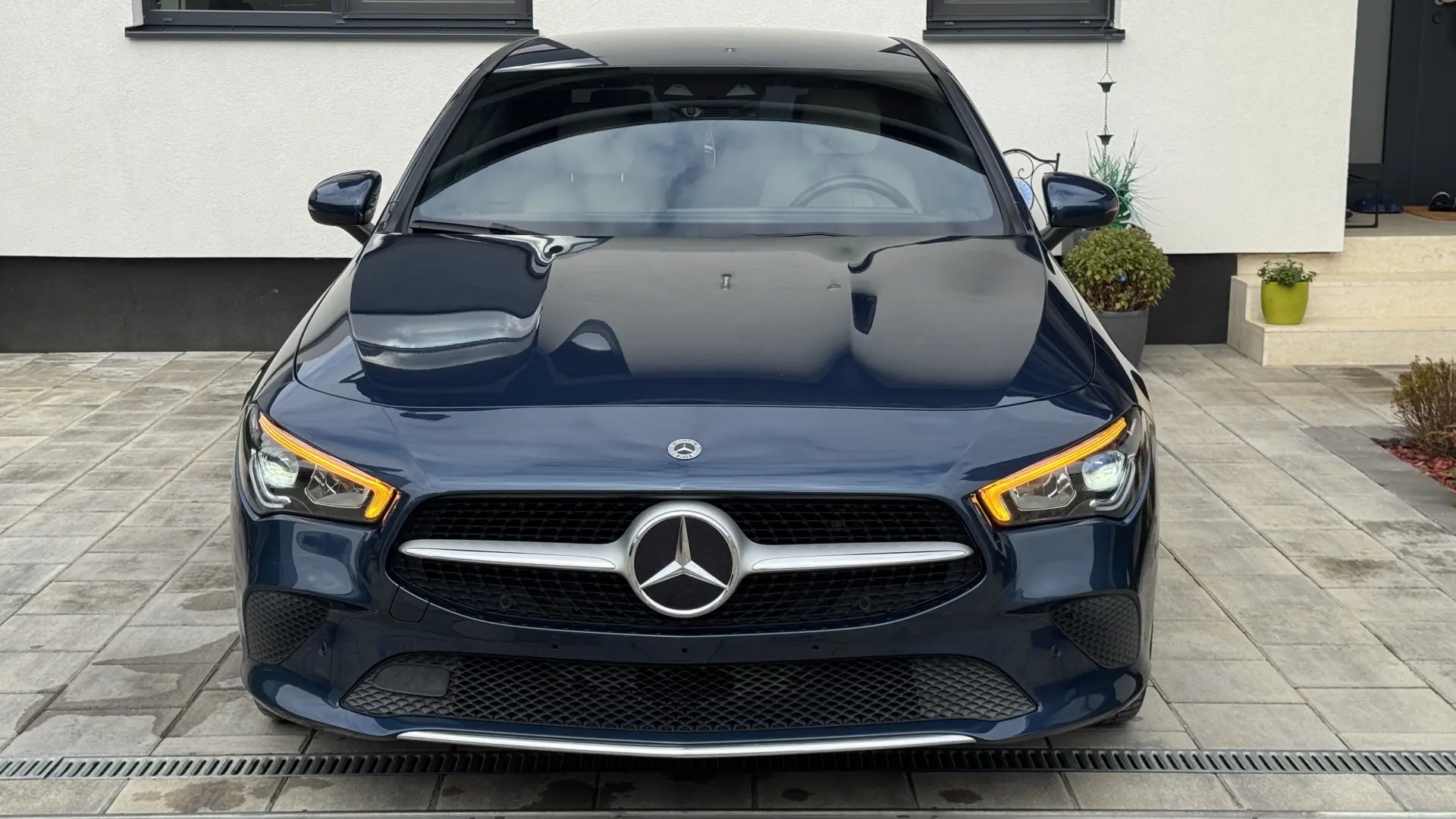 Mercedes CLA 250e Hybrid Luxury !