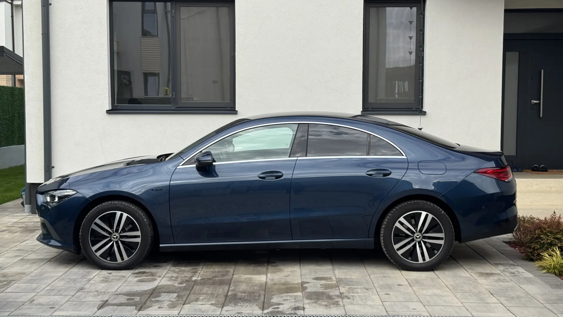 Mercedes CLA 250e Hybrid Luxury !