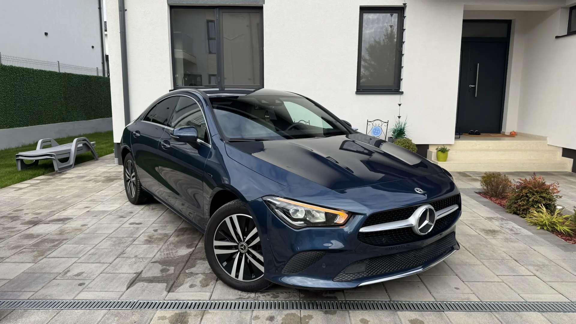 Mercedes CLA 250e Hybrid Luxury !