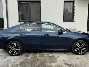 Mercedes CLA 250e Hybrid Luxury !
