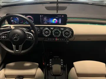 Mercedes CLA 250e Hybrid Luxury !