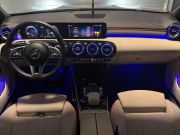 Mercedes CLA 250e Hybrid Luxury !