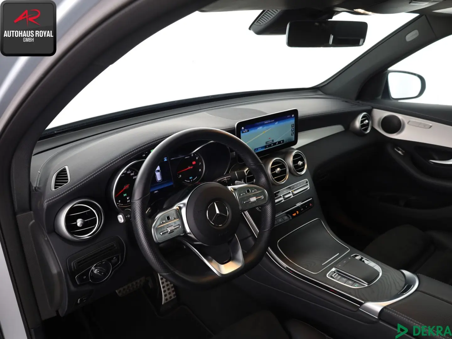 GLC 200 4M 3x AMG NIGHT KAMERA MBUX PANO 1.HD SH