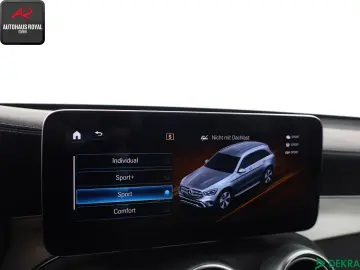 GLC 200 4M 3x AMG NIGHT KAMERA MBUX PANO 1.HD SH