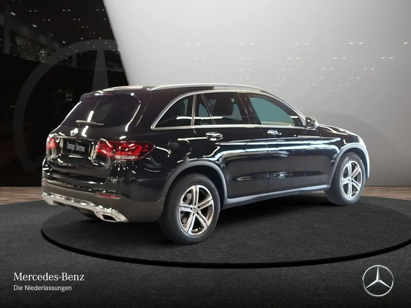 GLC 200 4M AMG INT. ADVANCED KAMERA LED PARK