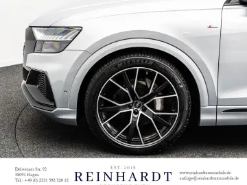 Q8 55TFSi 2x S LINE BLACK ACC PANO MTRX S-SITZE