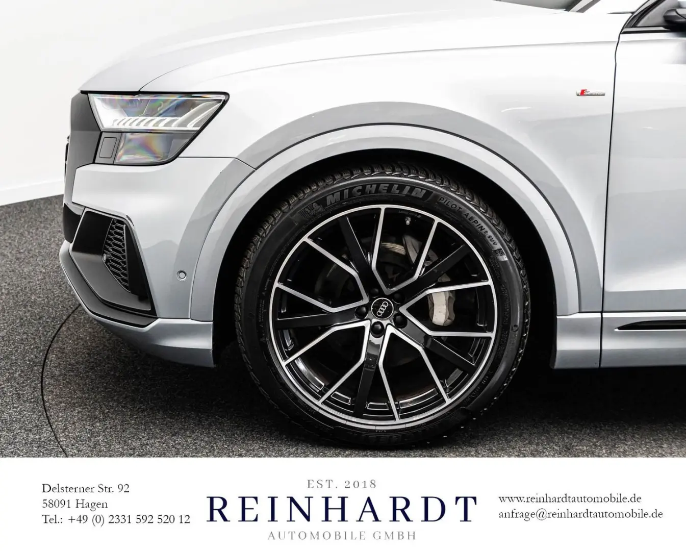 Q8 55TFSi 2x S LINE BLACK ACC PANO MTRX S-SITZE