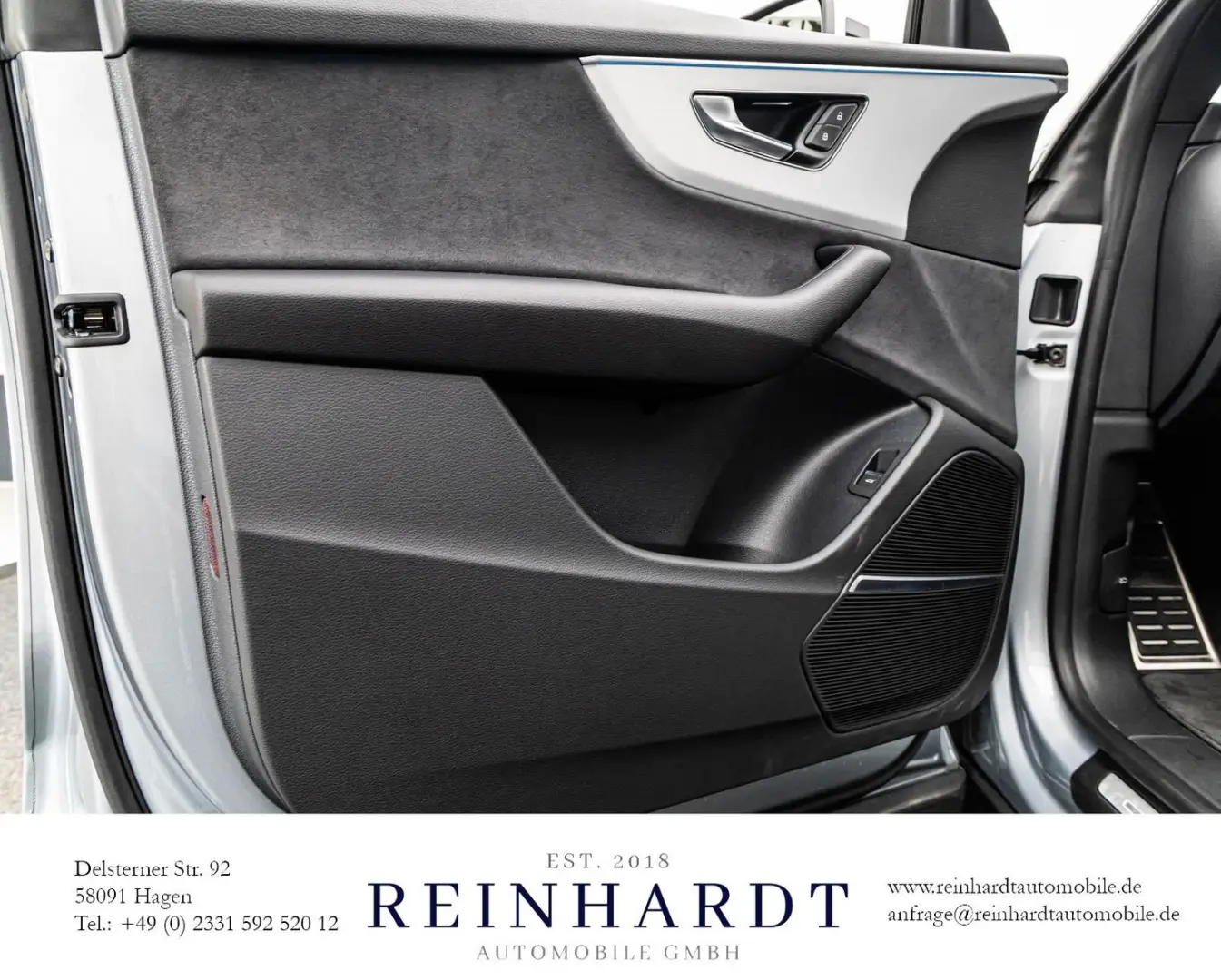 Q8 55TFSi 2x S LINE BLACK ACC PANO MTRX S-SITZE