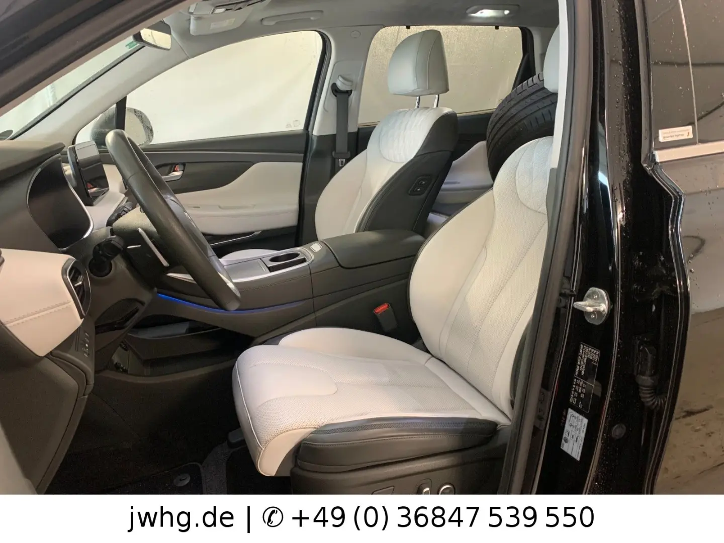 Hyundai Santa Fe Signature Hybrid 4WD