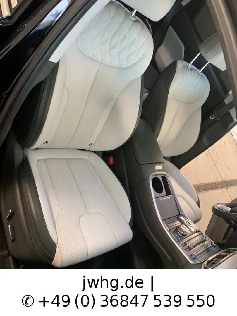 Hyundai Santa Fe Signature Hybrid 4WD