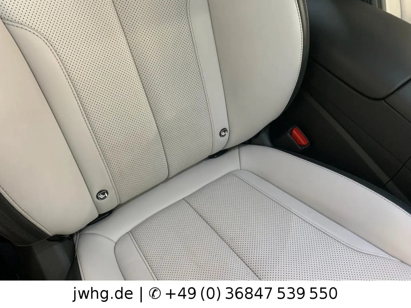 Hyundai Santa Fe Signature Hybrid 4WD