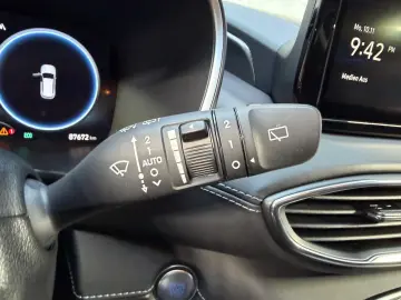 Hyundai Santa Fe Prime Plug-In Hybrid 4WD