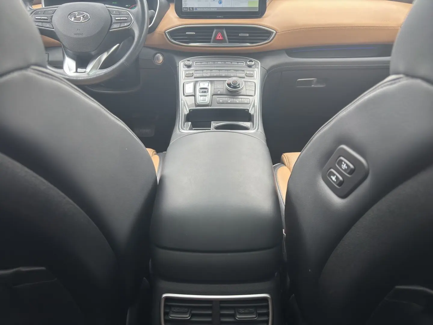 Hyundai SANTA FE Hybrid 1.6 T-GDi Prime PANO AHK LED