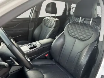 Hyundai SANTA FE Signature Hybrid
