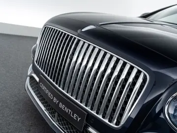 Flying Spur Hybrid MY22   Naim