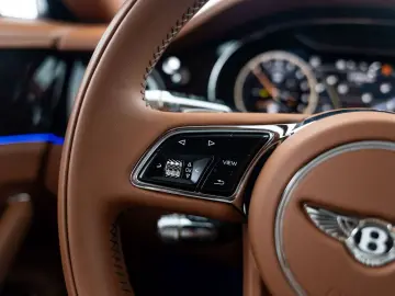 Flying Spur Hybrid MY22   Naim