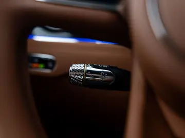 Flying Spur Hybrid MY22   Naim