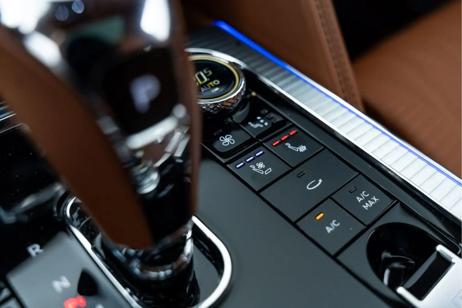 Flying Spur Hybrid MY22   Naim