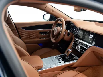 Flying Spur Hybrid MY22   Naim