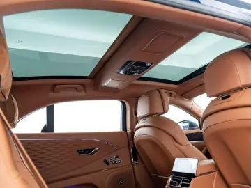 Flying Spur Hybrid MY22   Naim