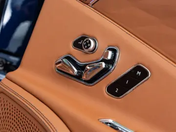 Flying Spur Hybrid MY22   Naim