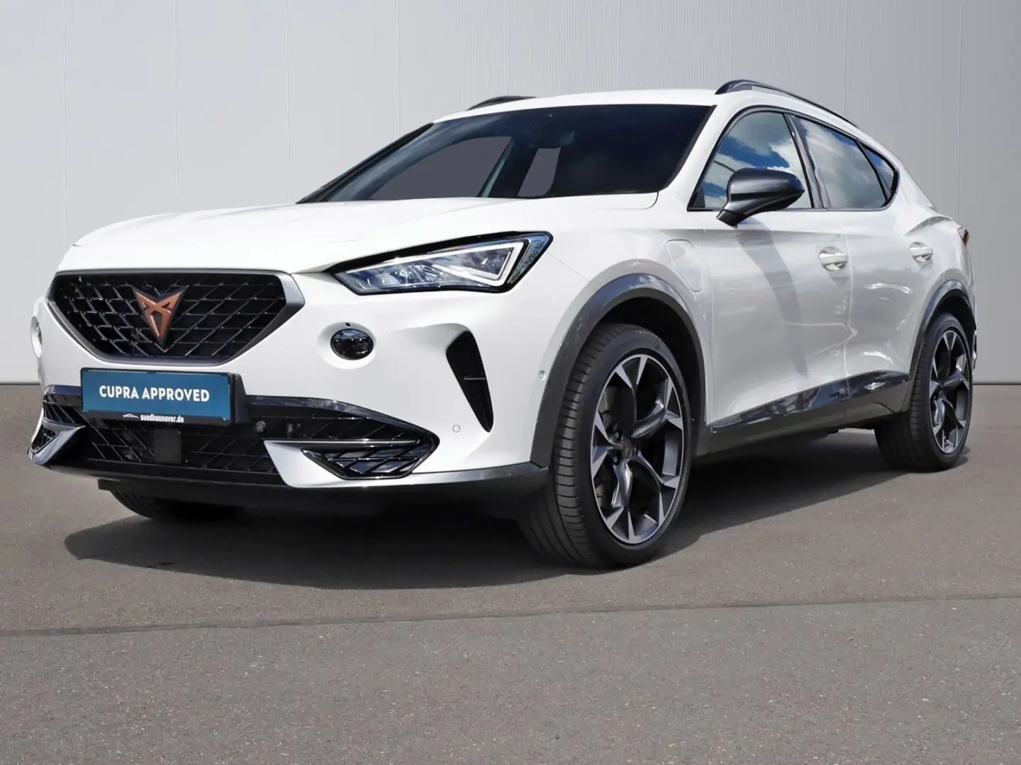 Formentor VZ e-Hybrid 1.4 TSI DSG NAVI LED SHZ