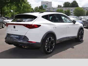 Formentor VZ e-Hybrid 1.4 TSI DSG NAVI LED SHZ