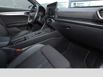 Formentor VZ e-Hybrid 1.4 TSI DSG NAVI LED SHZ