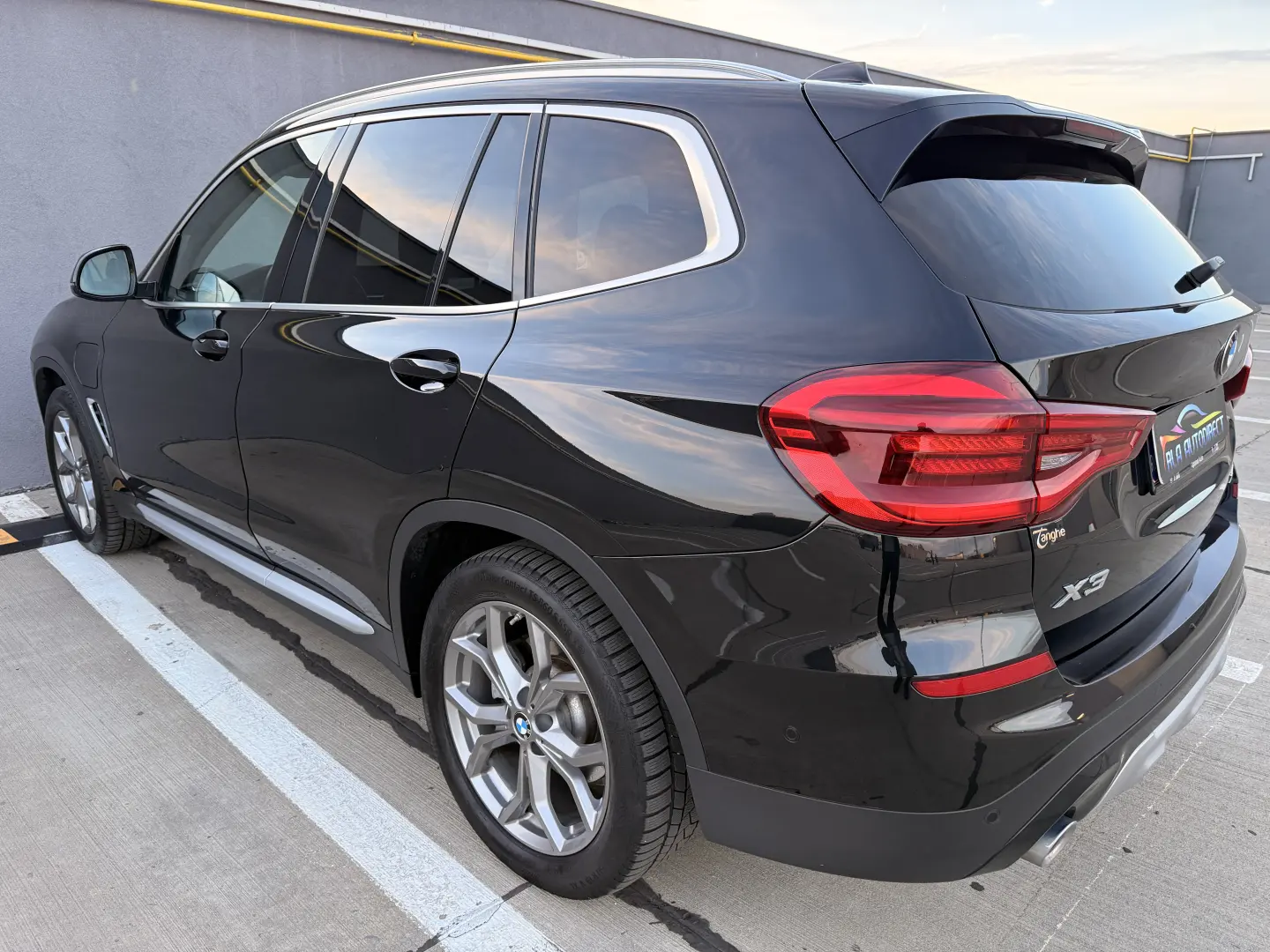 BMW X3 30e