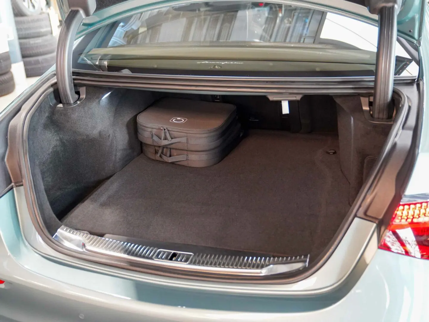 Mercedes-Benz S 580 e Long 4M MANUFAKTUR Exklusiv TV