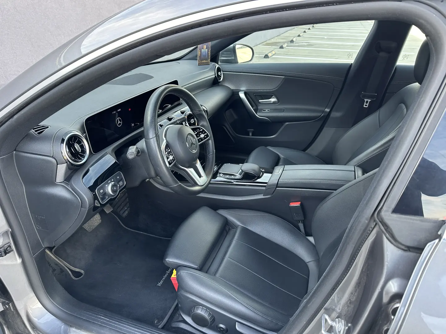 Mercedes-Benz CLA 180