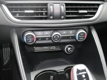 Alfa Romeo Giulia Q4 Competizione