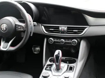 Alfa Romeo Giulia Q4 Competizione