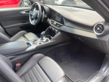 Alfa Romeo Giulia Competizione Q4