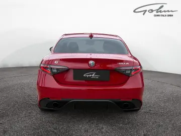 Alfa Romeo Giulia Competizione Q4