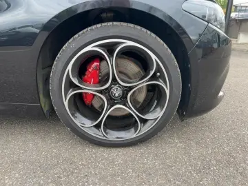 Alfa Romeo Giulia 2.0 Turbo 16V Competizione Q4