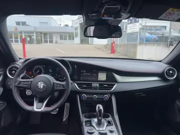 Alfa Romeo Giulia 2.0 Turbo 16V Competizione Q4