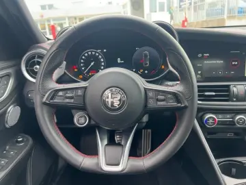 Alfa Romeo Giulia 2.0 Turbo 16V Competizione Q4