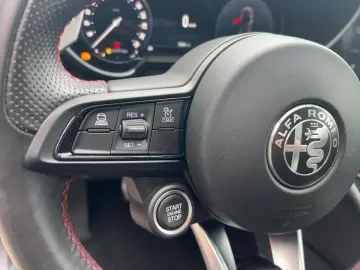 Alfa Romeo Giulia 2.0 Turbo 16V Competizione Q4