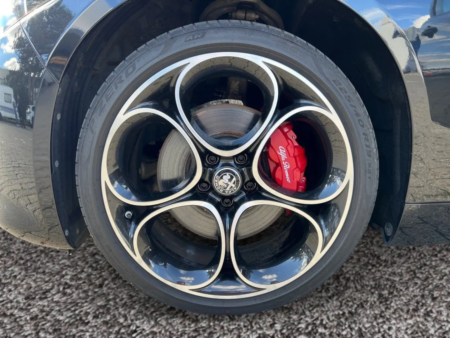 Alfa Romeo Giulia Competizione Q4