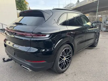 Cayenne E-Hybrid Inno Pano Luft BOSE AHK