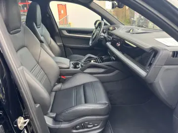 Cayenne E-Hybrid Inno Pano Luft BOSE AHK