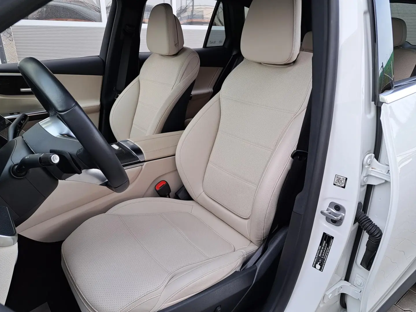 GLC 220 d 4Matic Avantgarde ACC AHK LED RFK Spur