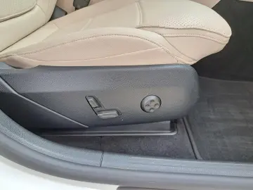 GLC 220 d 4Matic Avantgarde ACC AHK LED RFK Spur