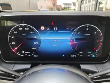 GLC 220 d 4Matic Avantgarde ACC AHK LED RFK Spur