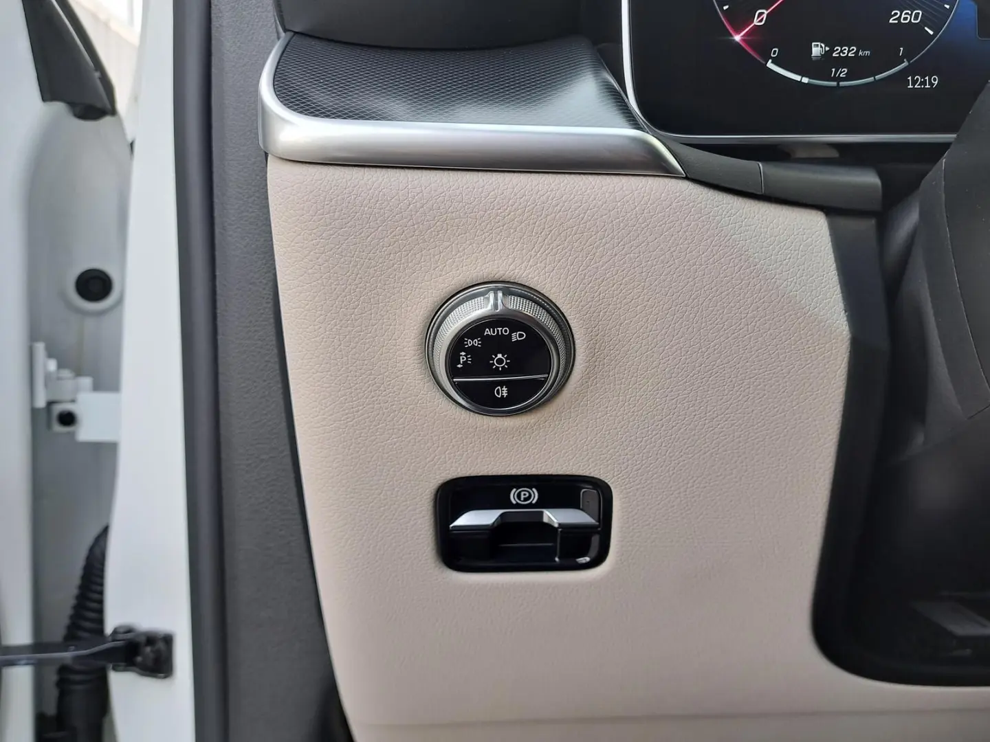 GLC 220 d 4Matic Avantgarde ACC AHK LED RFK Spur