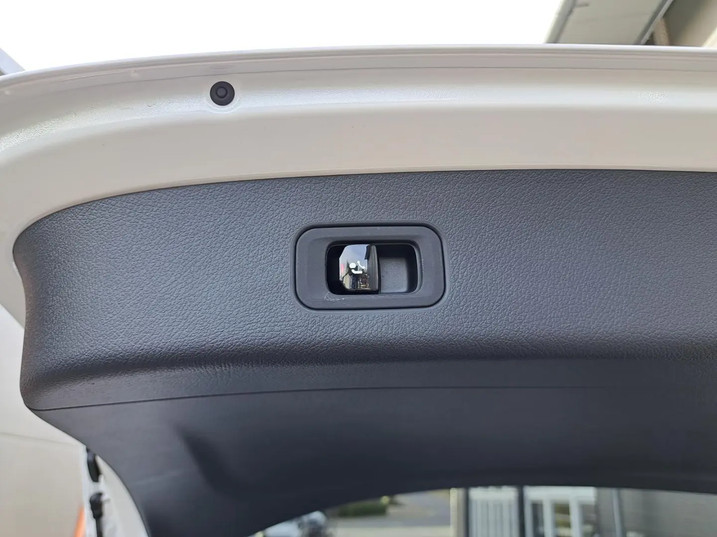 GLC 220 d 4Matic Avantgarde ACC AHK LED RFK Spur