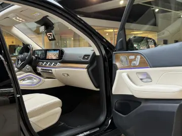 GLS 400 d 4M AMG Pano StHzg AHK HuD Burme. 23