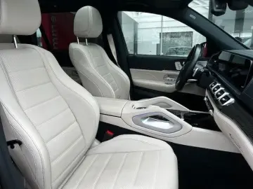 GLS 400d 4Matic 21  HUD AHK Pano 7seat Standheiz